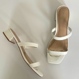 Aldo white slip-on short block heel sandals (9)